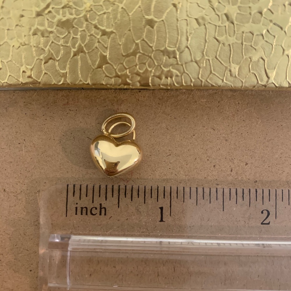 18k yellow gold heart pendant 💕